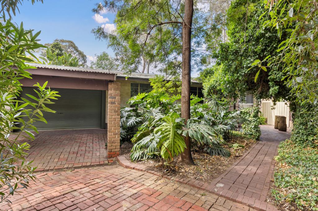 9 Lincoln Dr, Redwood Park, SA 5097