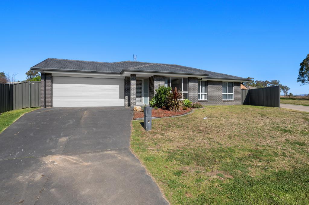 3 BERCINI PL, CESSNOCK, NSW 2325