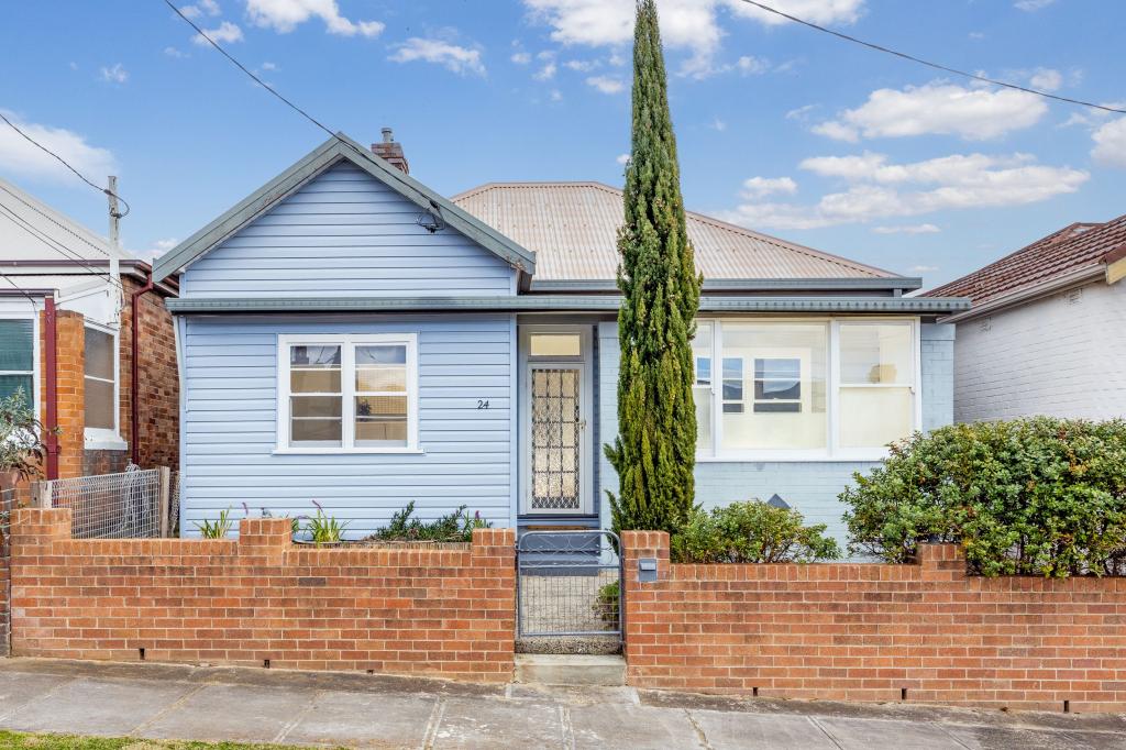 24 Spooner St, Lithgow, NSW 2790