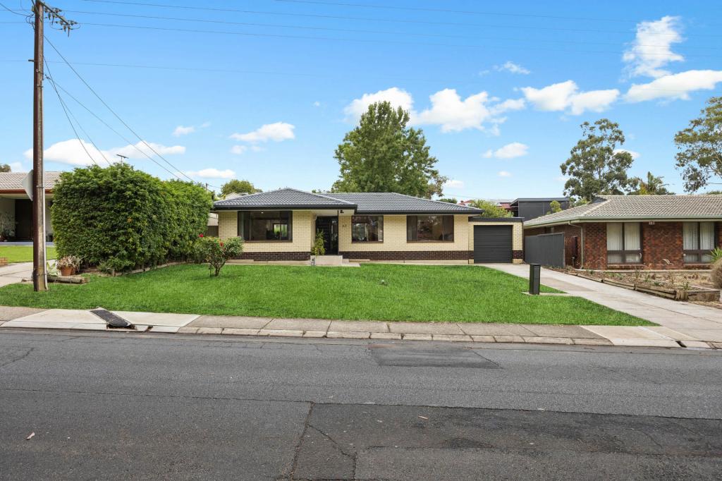 43 Barracks Rd, Hope Valley, SA 5090