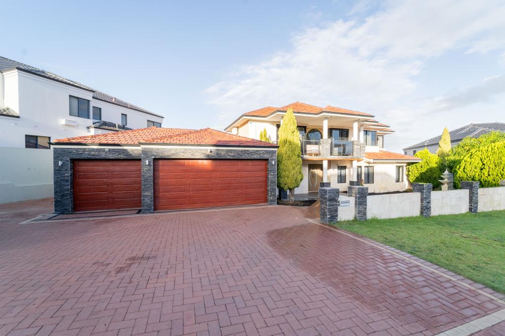 4 BENGHAZI LOOP, DIANELLA, WA 6059