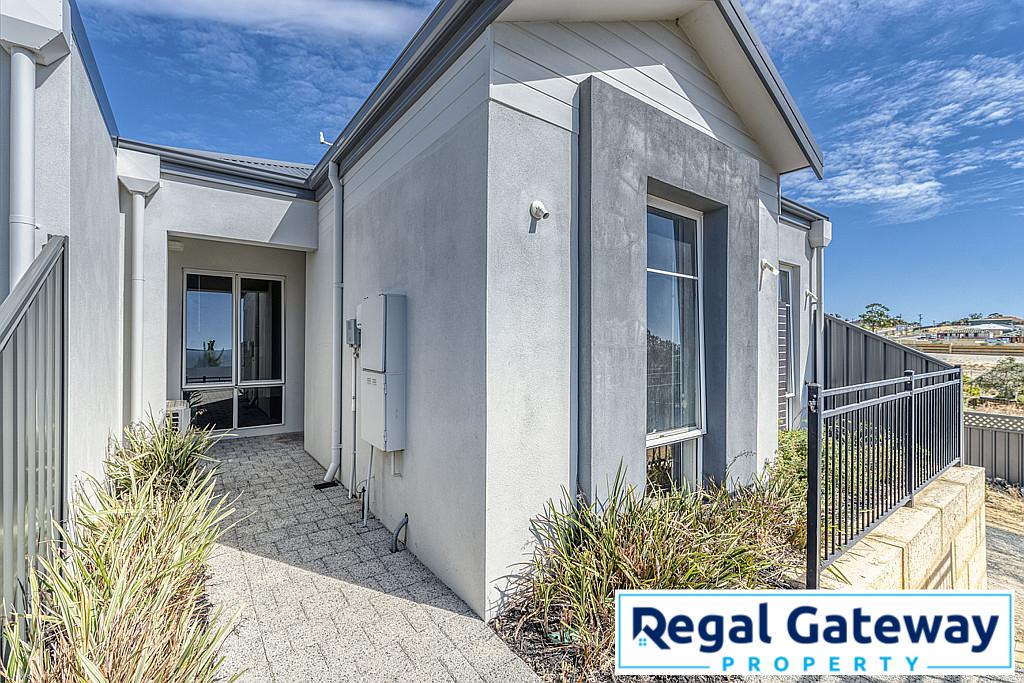 17 Vivaldi St, Hammond Park, WA 6164