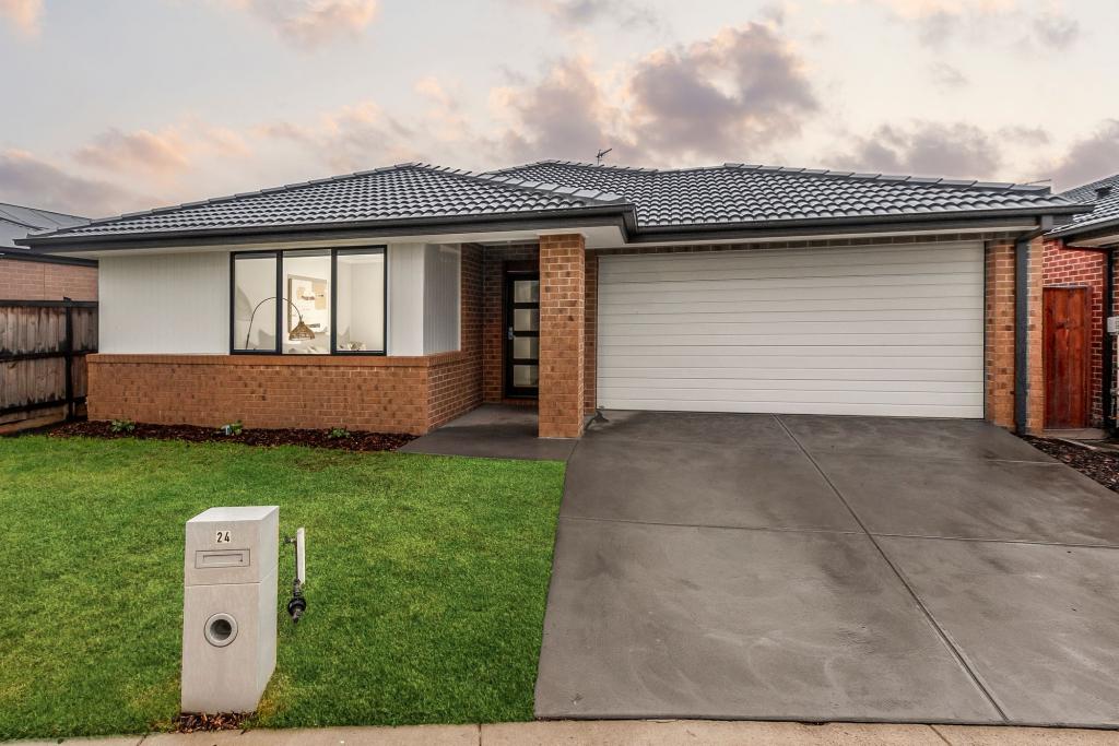 24 YILDIZ ST, CHARLEMONT, VIC 3217