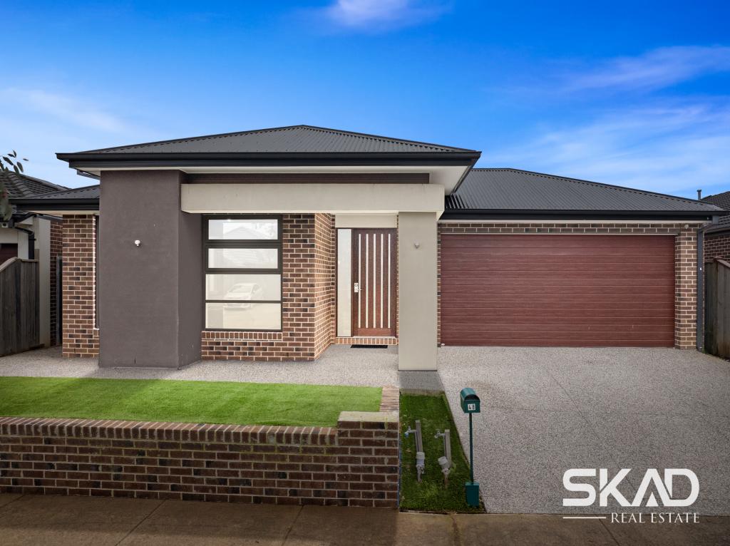 48 Aldergrove Pde, Mickleham, VIC 3064