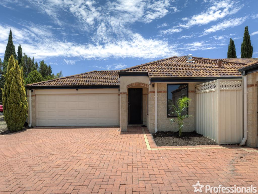 62 Totara Ave, Canning Vale, WA 6155