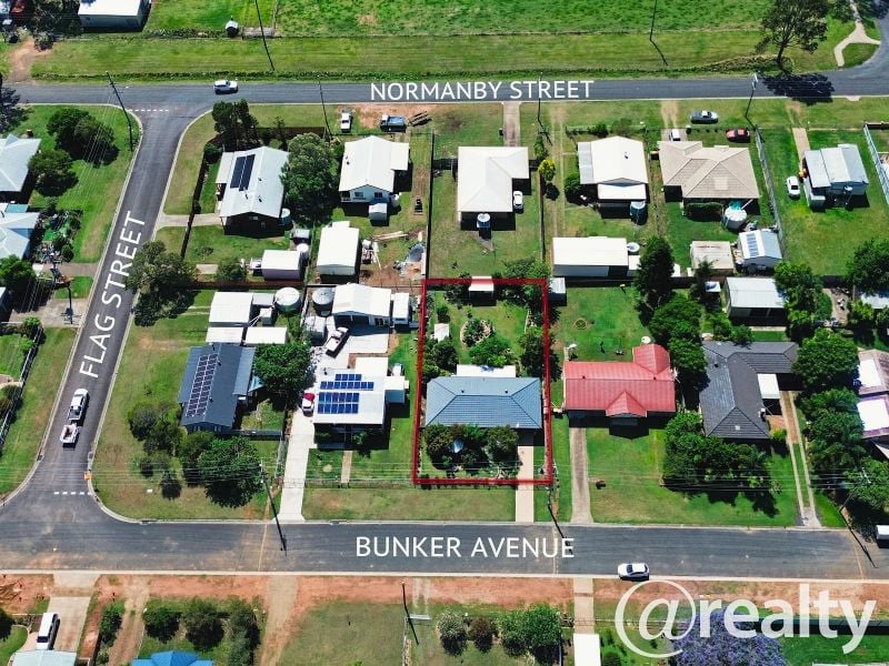 32 Bunker Ave, Nanango, QLD 4615