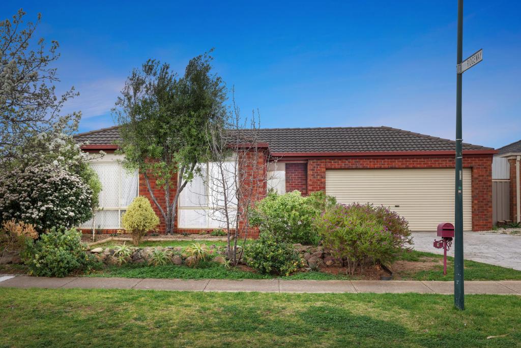 8 Southdean, Melton West, VIC 3337