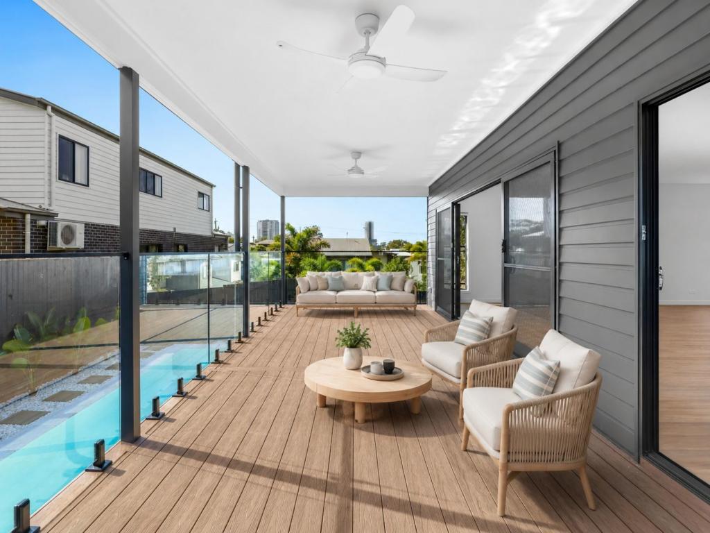 5A CHIRN CRES, LABRADOR, QLD 4215