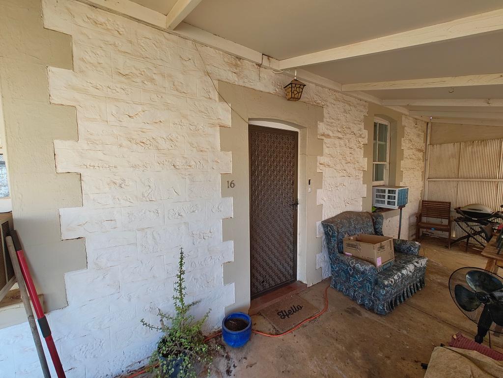 14-16 Richmond St, Quorn, SA 5433