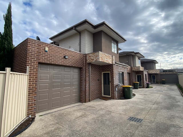 2/28 Coulstock St, Epping, VIC 3076