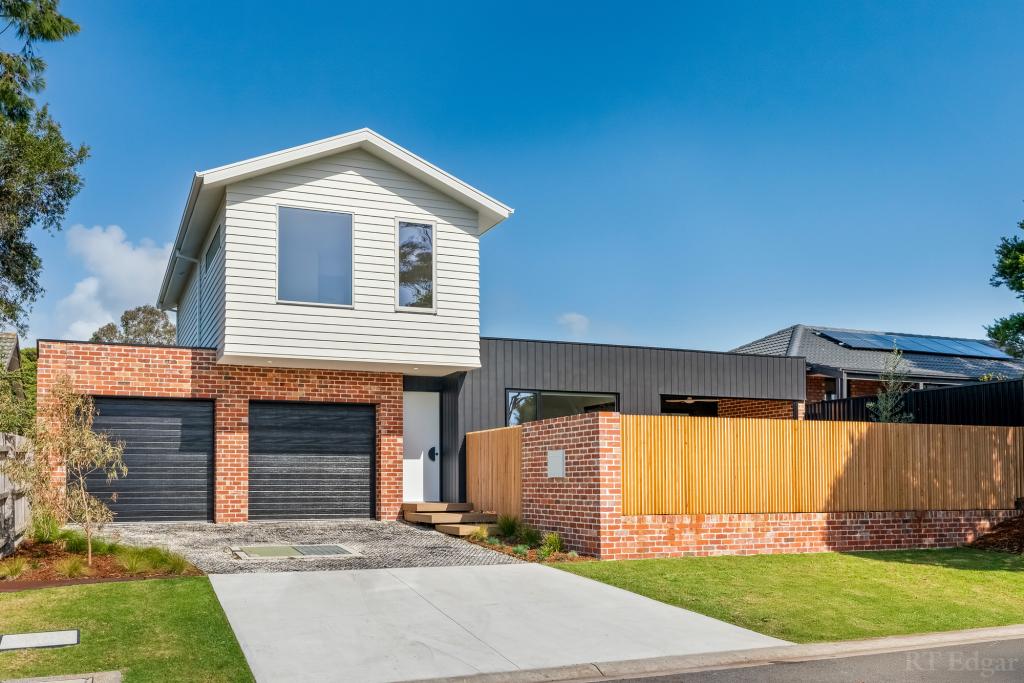 2A MAPLE ST, LANGWARRIN, VIC 3910