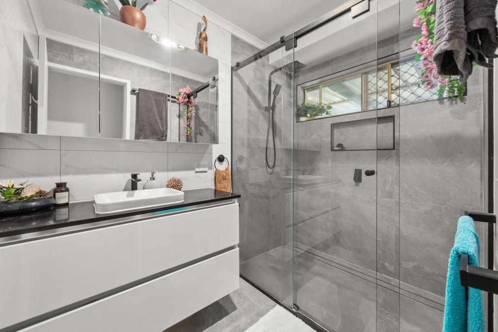 5 Magpie Ct, Deception Bay, QLD 4508