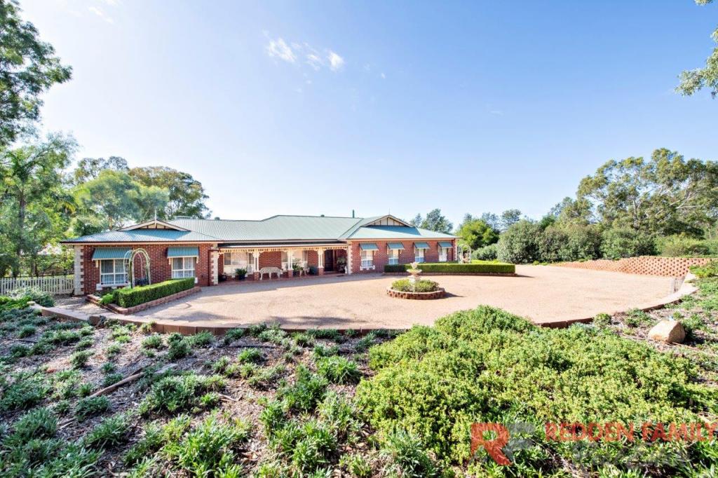 18 Pine Knoll Dr, Dubbo, NSW 2830