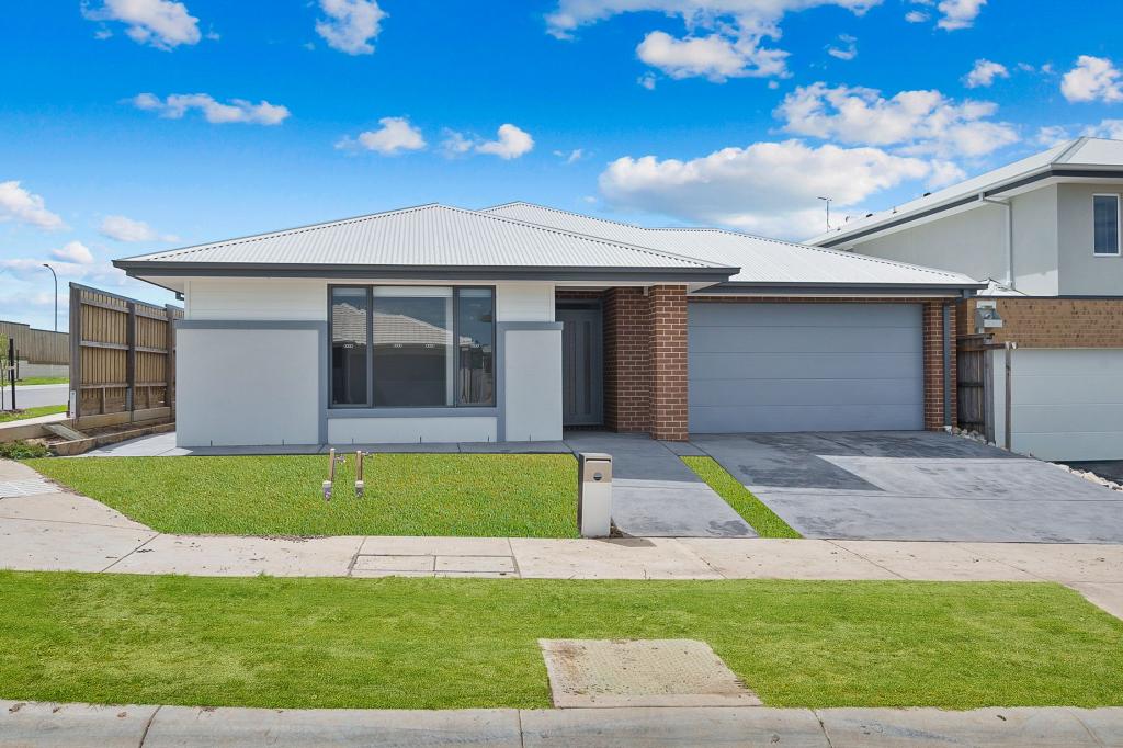 18 Hastings Way, Nar Nar Goon North, VIC 3812