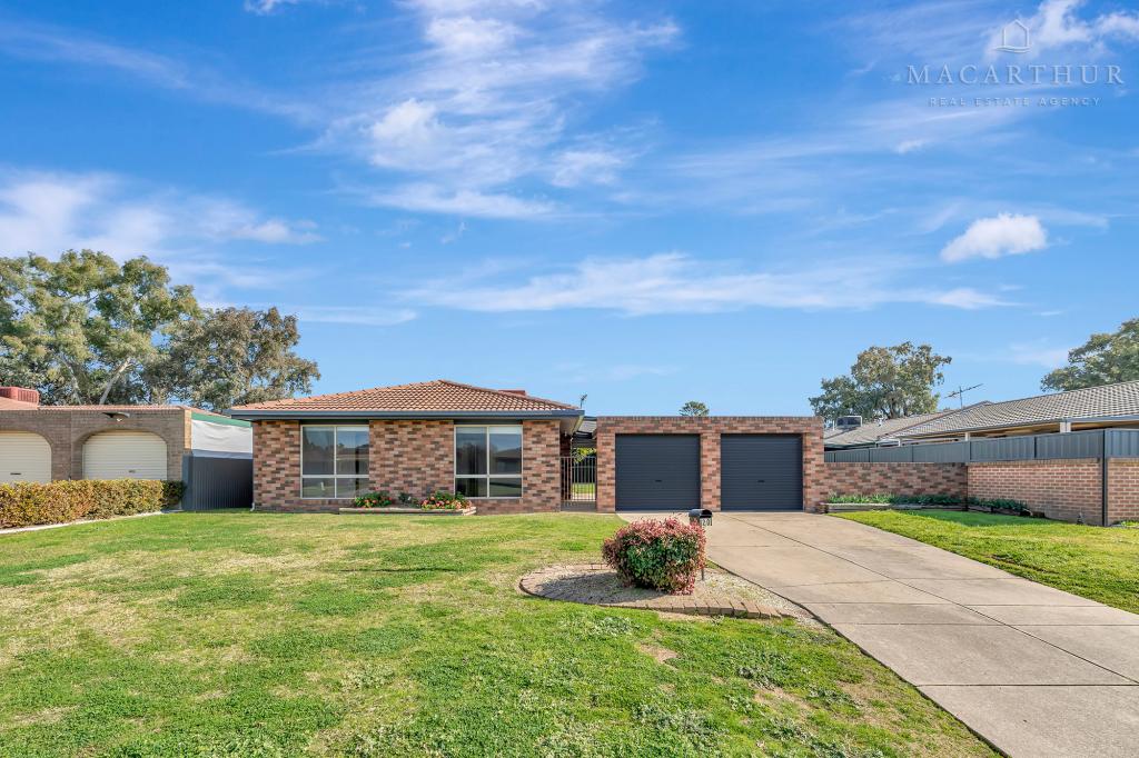 20 Elanora Pl, Glenfield Park, NSW 2650