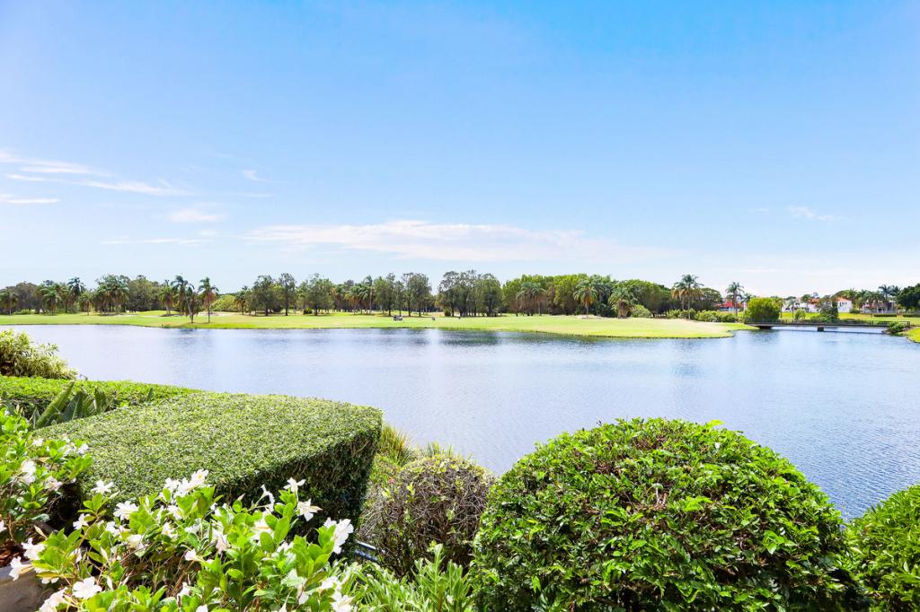 34/117 Palm Meadows Dr, Carrara, QLD 4211