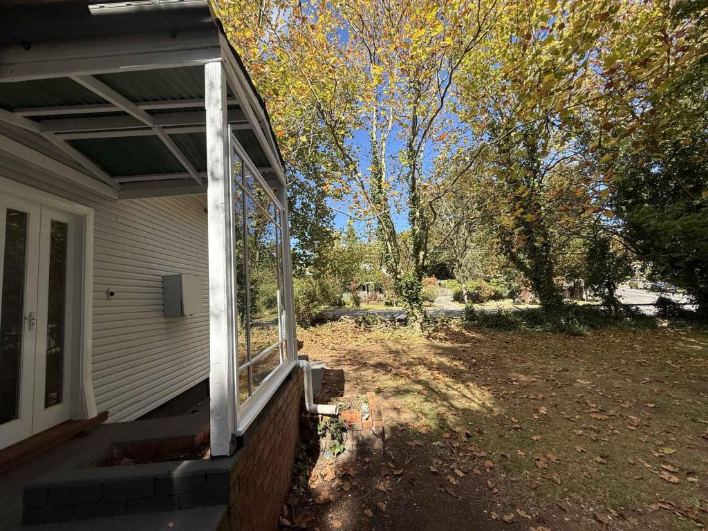 1/108 Govetts Leap Rd, Blackheath, NSW 2785