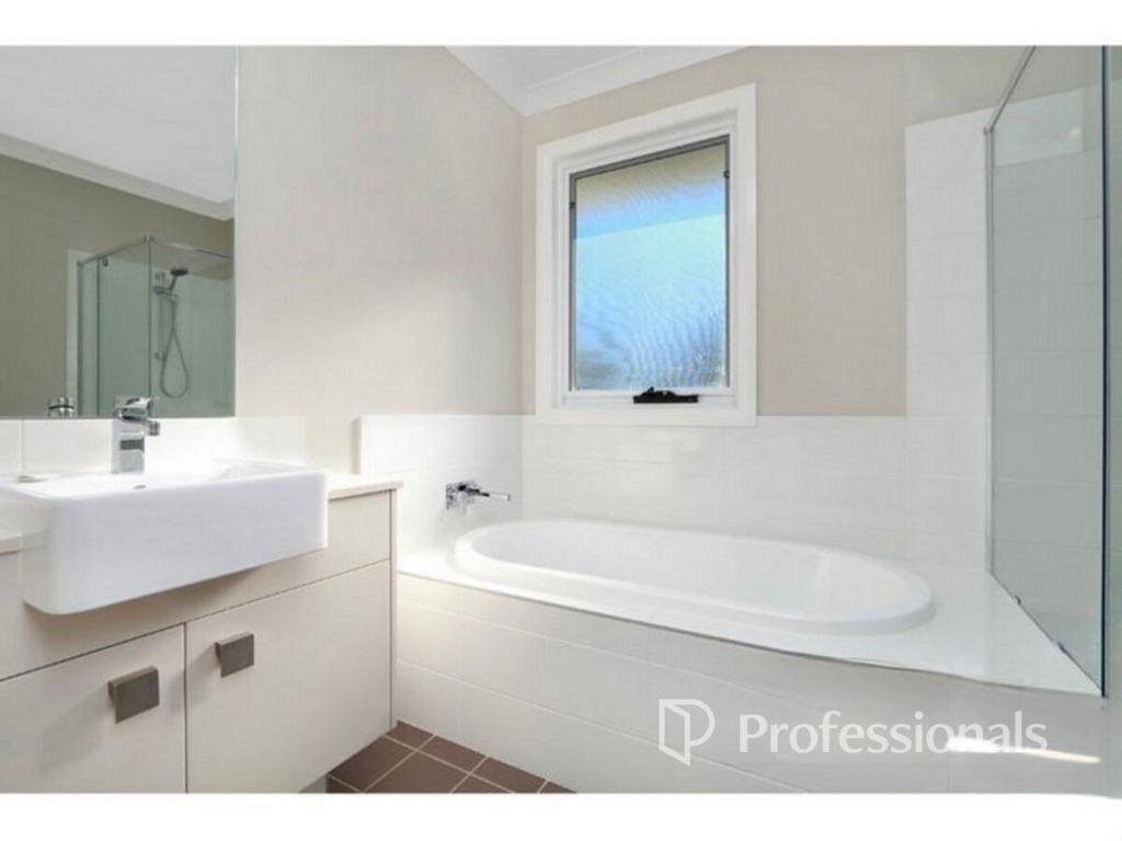 40 Bara Way, Rouse Hill, NSW 2155