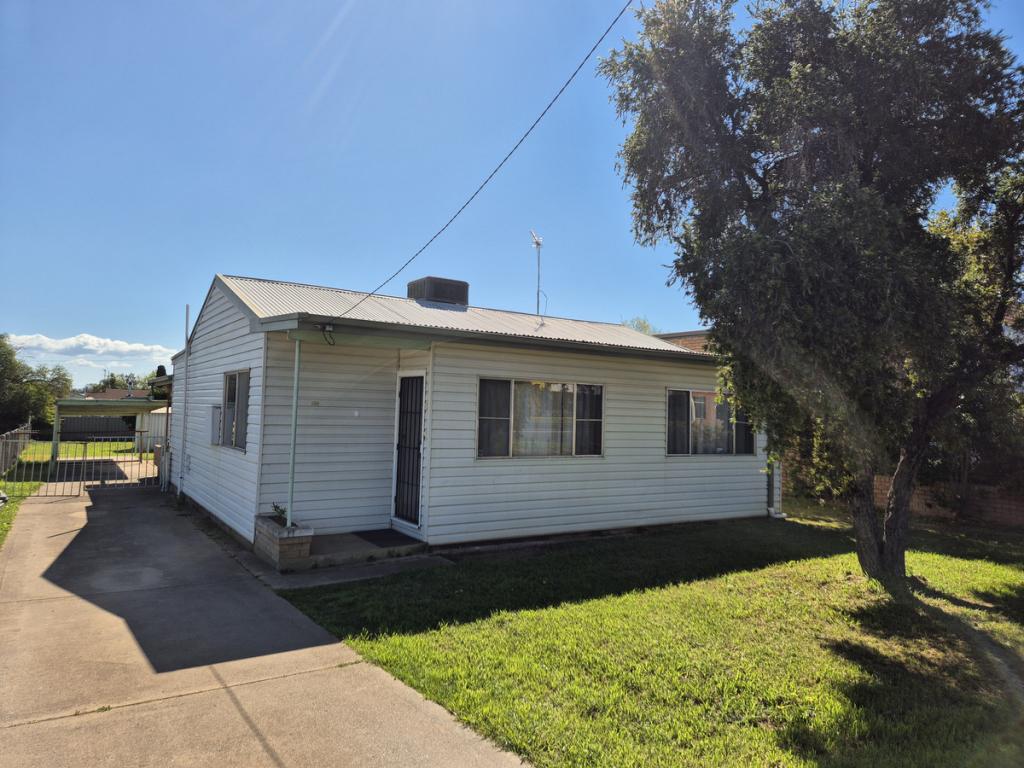 32 Redfern St, Cowra, NSW 2794