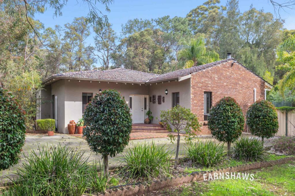 340 Walker St, Mundaring, WA 6073