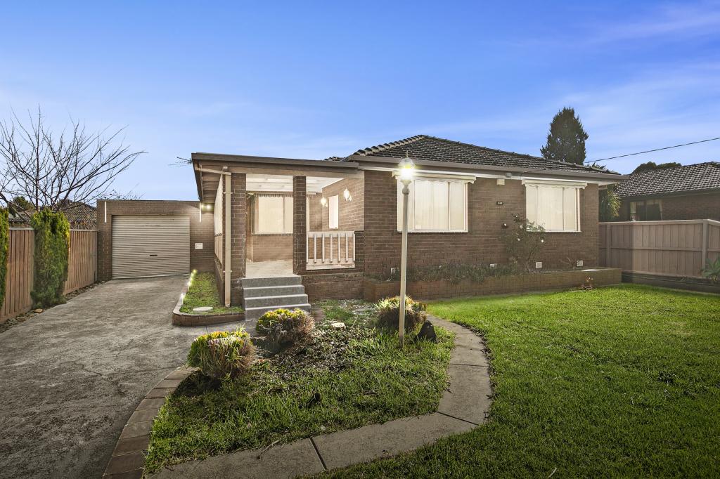 1 WAVERLEY CT, CRAIGIEBURN, VIC 3064