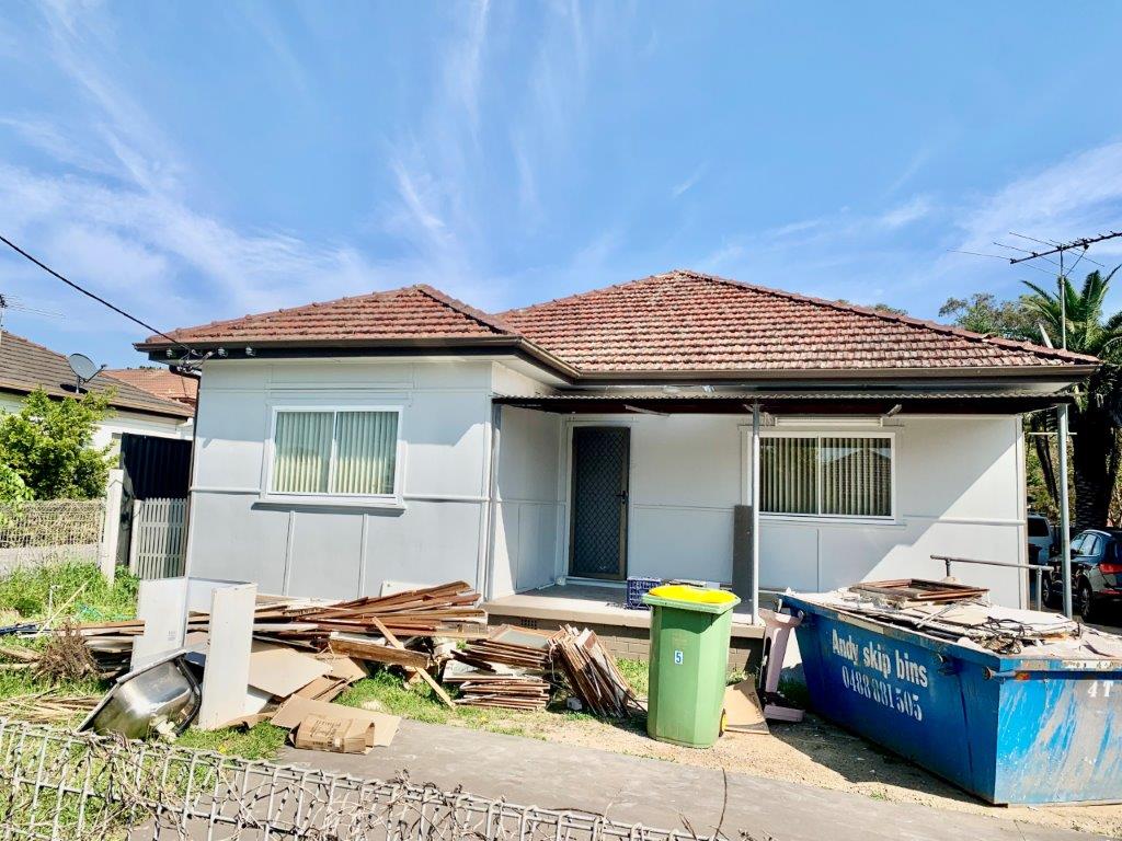 5 Huber Ave, Cabramatta, NSW 2166