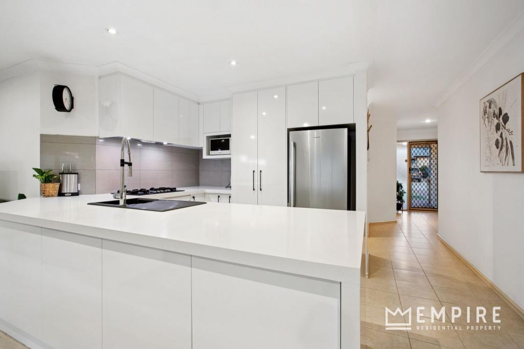 2b Birchley Rd, Yangebup, WA 6164