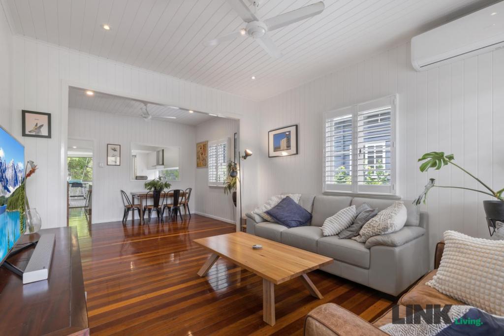 56 Blackmore St, Windsor, QLD 4030