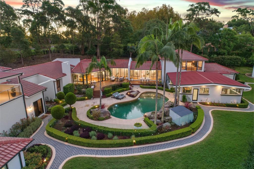 15 Harris Rd, Dural, NSW 2158