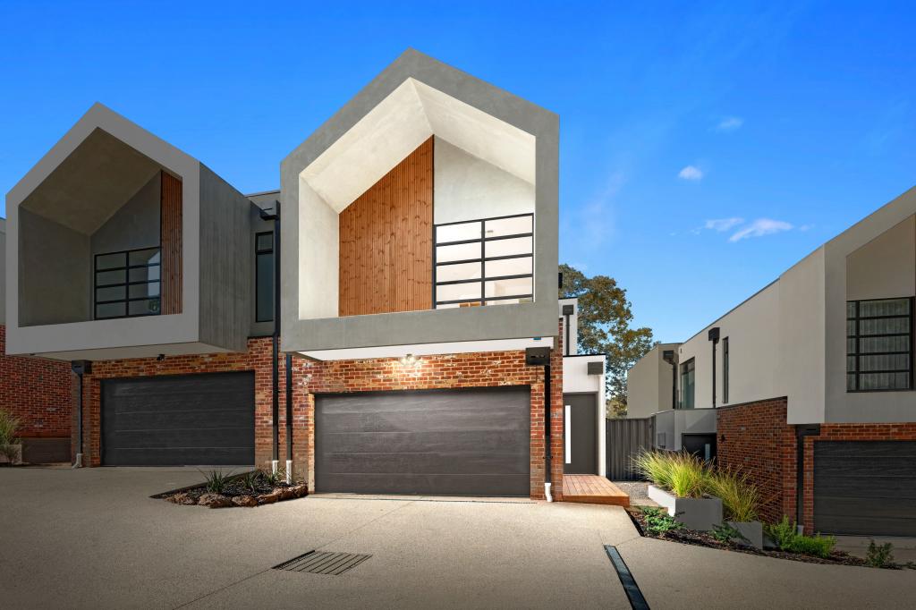 6/135 ST HELENA RD, GREENSBOROUGH, VIC 3088