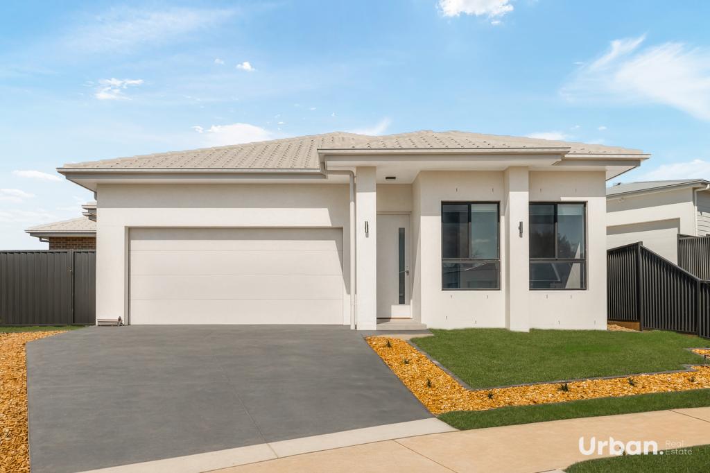 17 Strathmore Lane, Tahmoor, NSW 2573