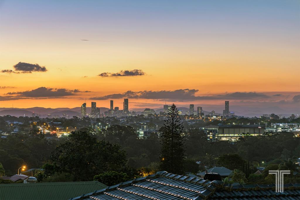 147 Scrub Rd, Carindale, QLD 4152
