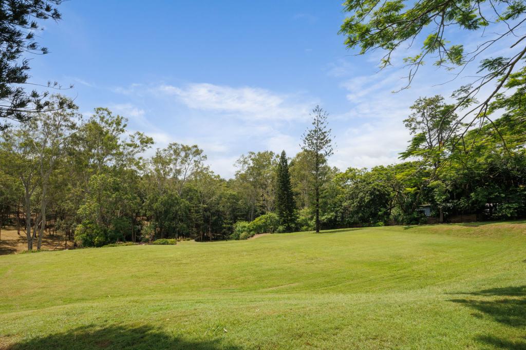 1 Gap Creek Rd, Kenmore Hills, QLD 4069