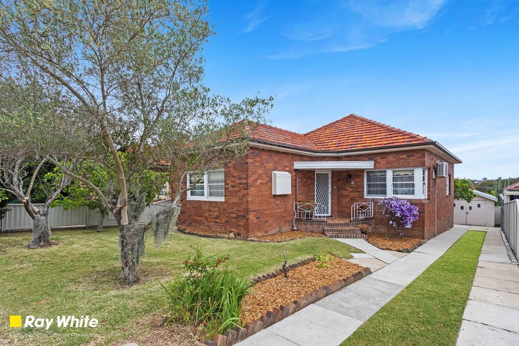 10 Poole St, Kingsgrove, NSW 2208