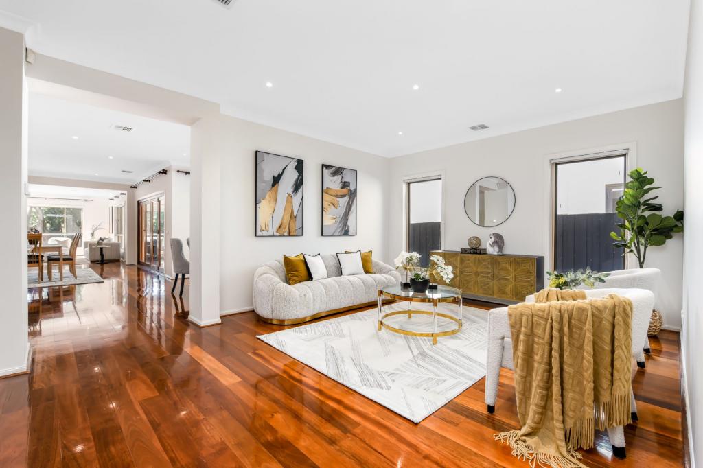 15 Glen Rd, Glen Waverley, VIC 3150