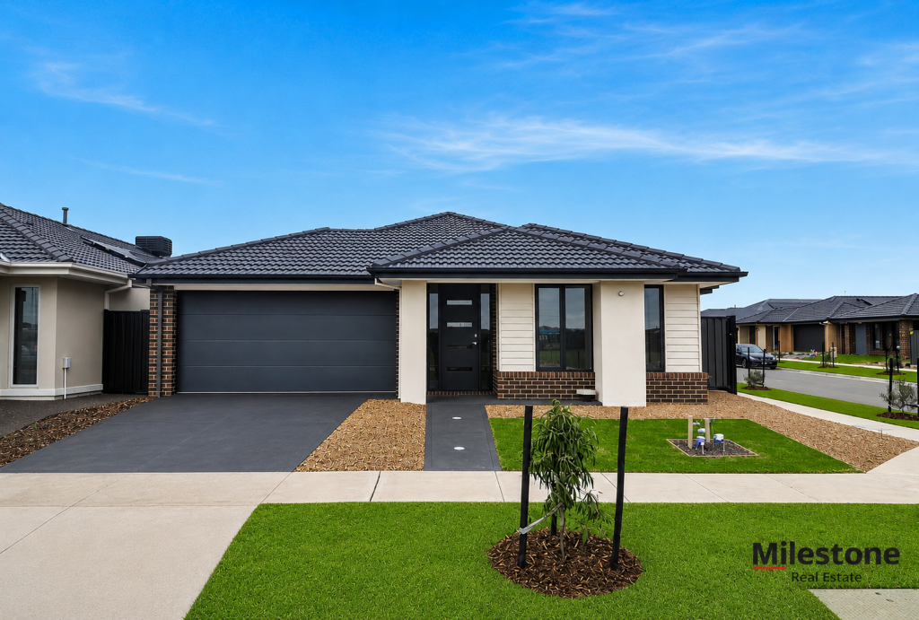 8 EILDON AVE, CLYDE, VIC 3978