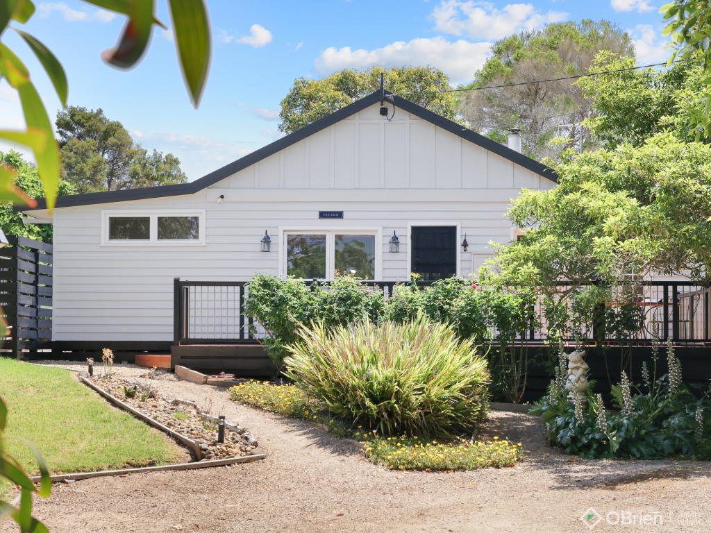 18 Seascape Ave, Cowes, VIC 3922