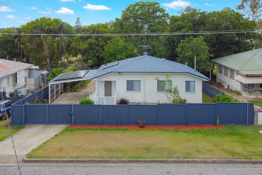 18 WHITTLE ST, GATTON, QLD 4343