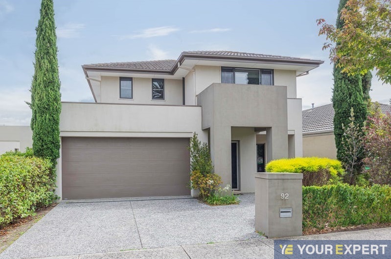 92 Meridian Cct, Berwick, VIC 3806