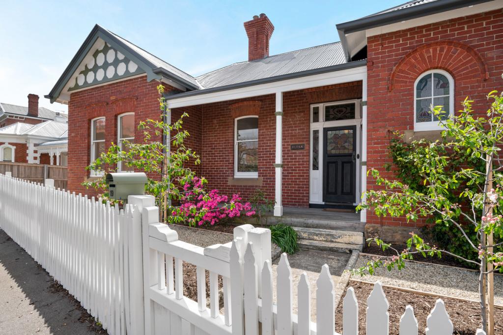 19 Cromwell St, Battery Point, TAS 7004
