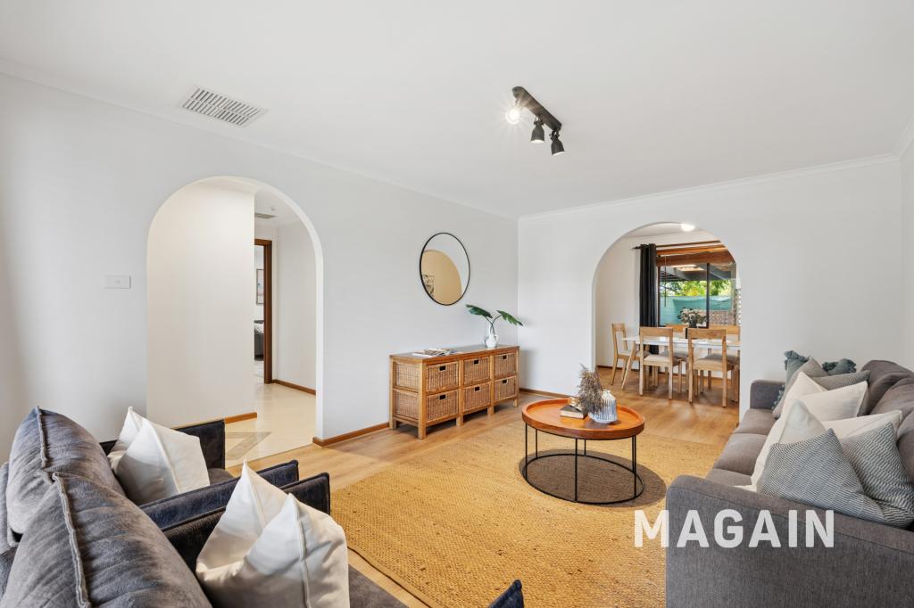 13 Cornwall Ct, Woodcroft, SA 5162