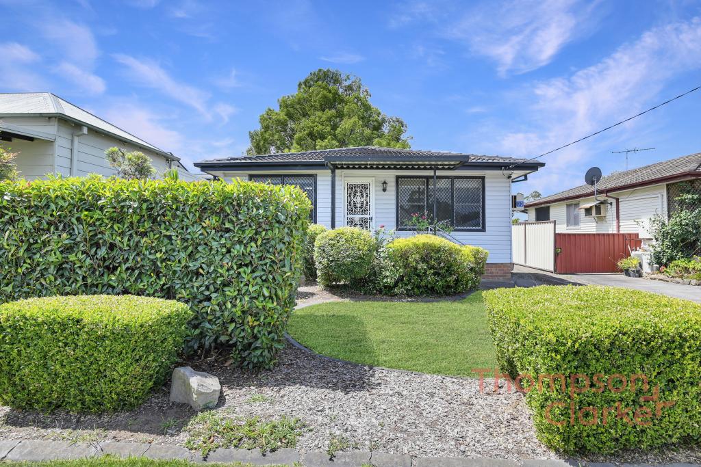 73 Harle St, Abermain, NSW 2326