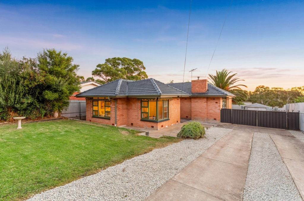 29 Williams Ave, Hackham West, SA 5163