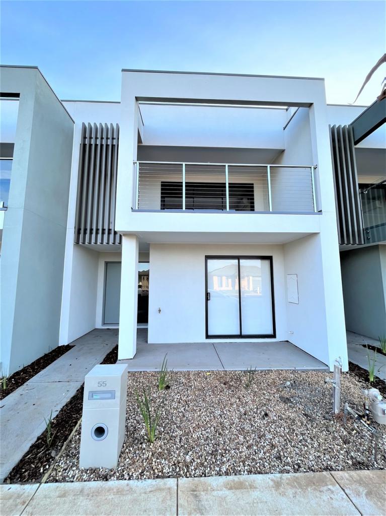 55 Lynwood Dr, Thornhill Park, VIC 3335