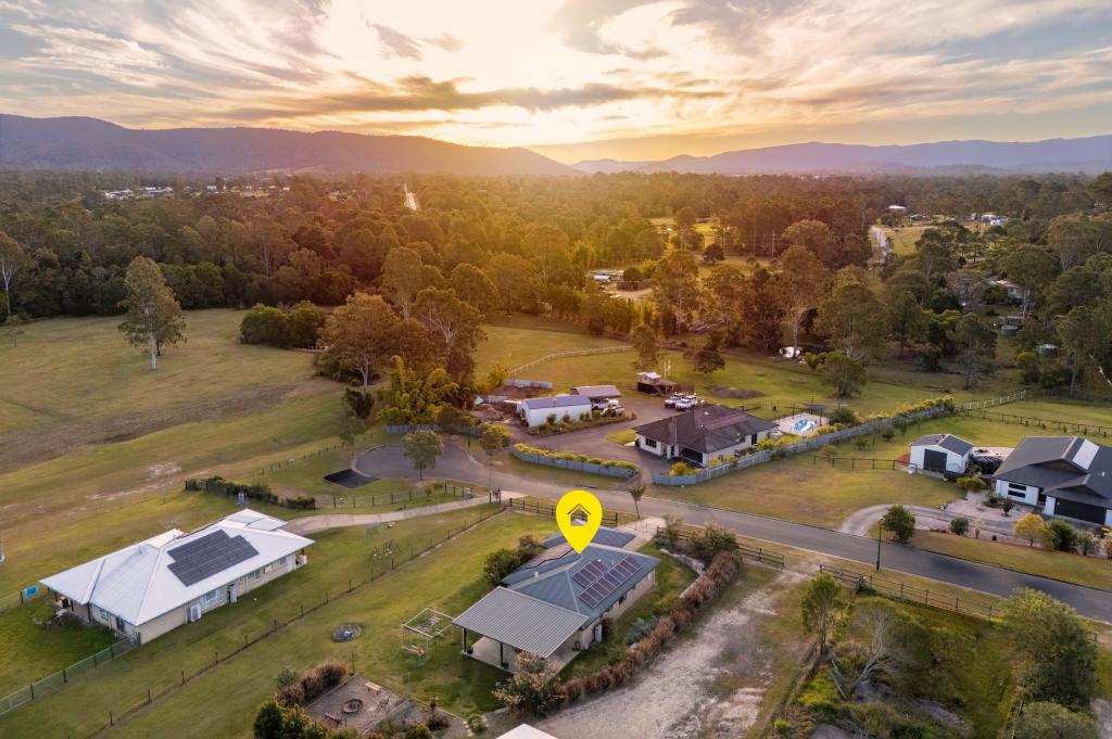 9-11 Romi Cl, Woodford, QLD 4514