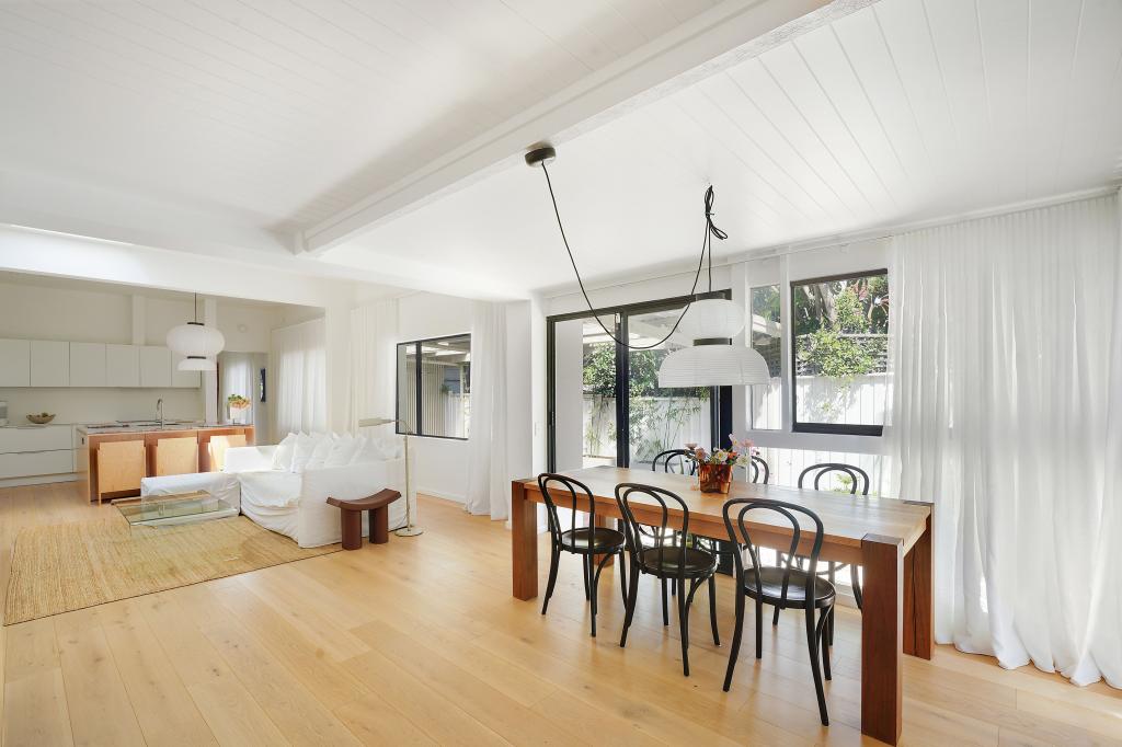 2 Gilgandra Rd, North Bondi, NSW 2026