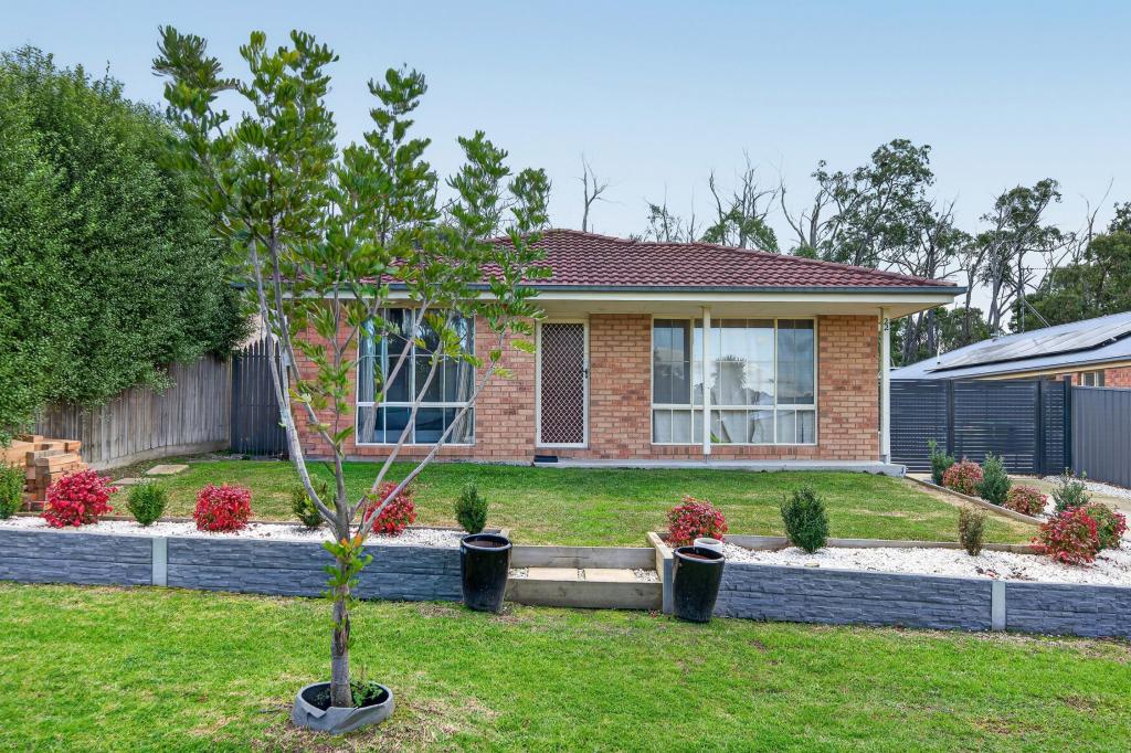 22 Donday Ct, Pakenham, VIC 3810