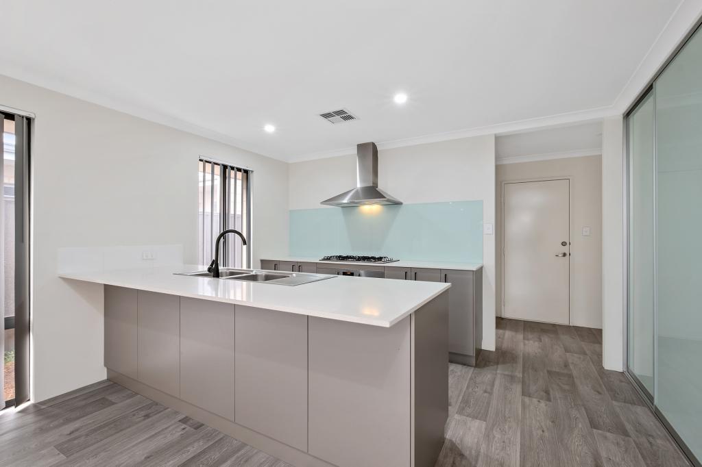 32 Tammar Cct, Brabham, WA 6055