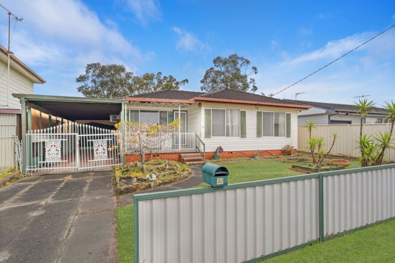 32 Robson Ave, Gorokan, NSW 2263
