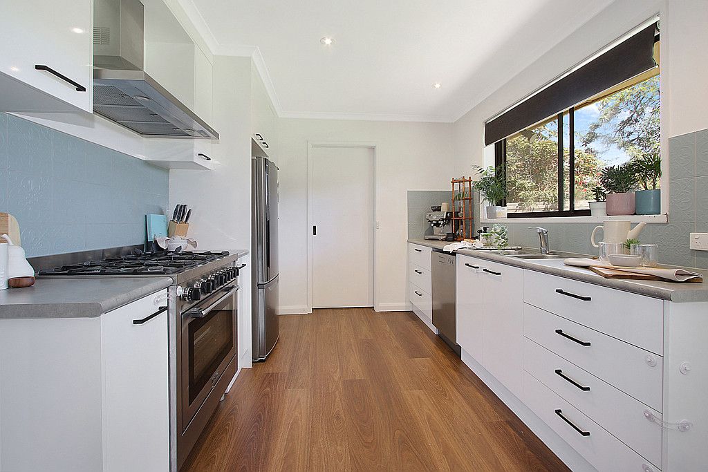 4 Budginigi Pl, Thurgoona, NSW 2640